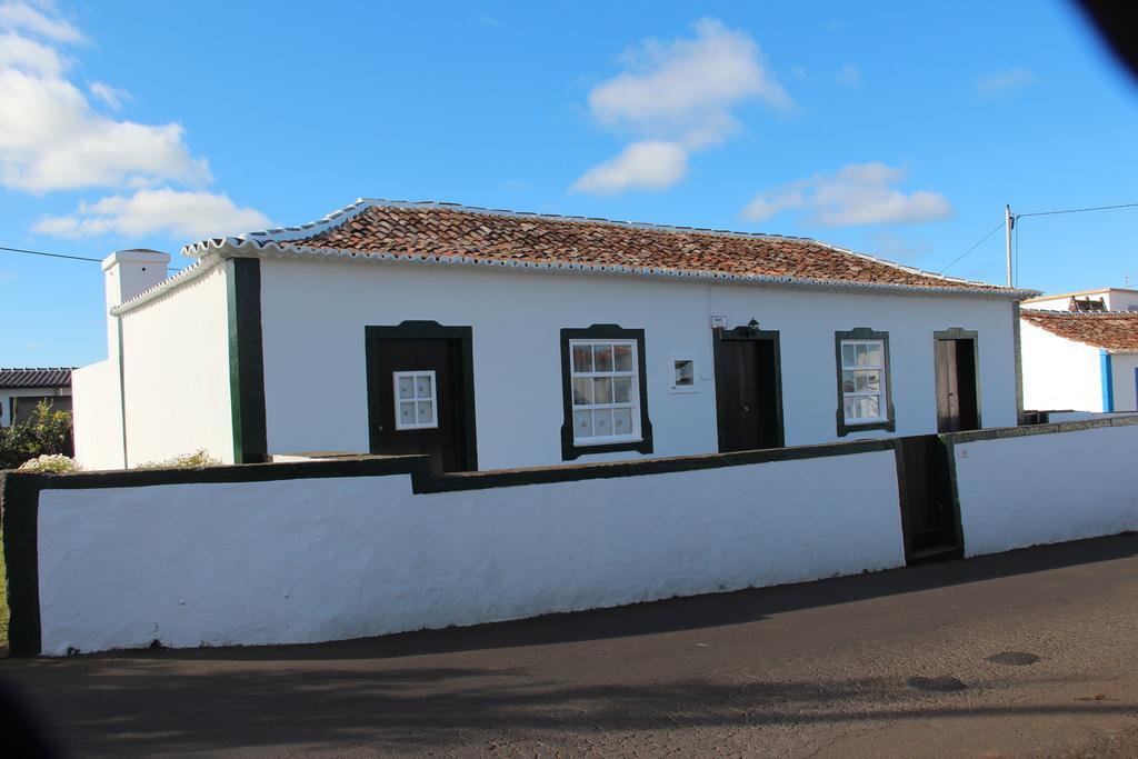Casa Do Sr. Alberto Villa Praia da Vitória Buitenkant foto